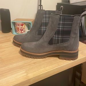 Timberland Courmayeur Valley Chelsea Boots Dark Grey Suede Size 9.5